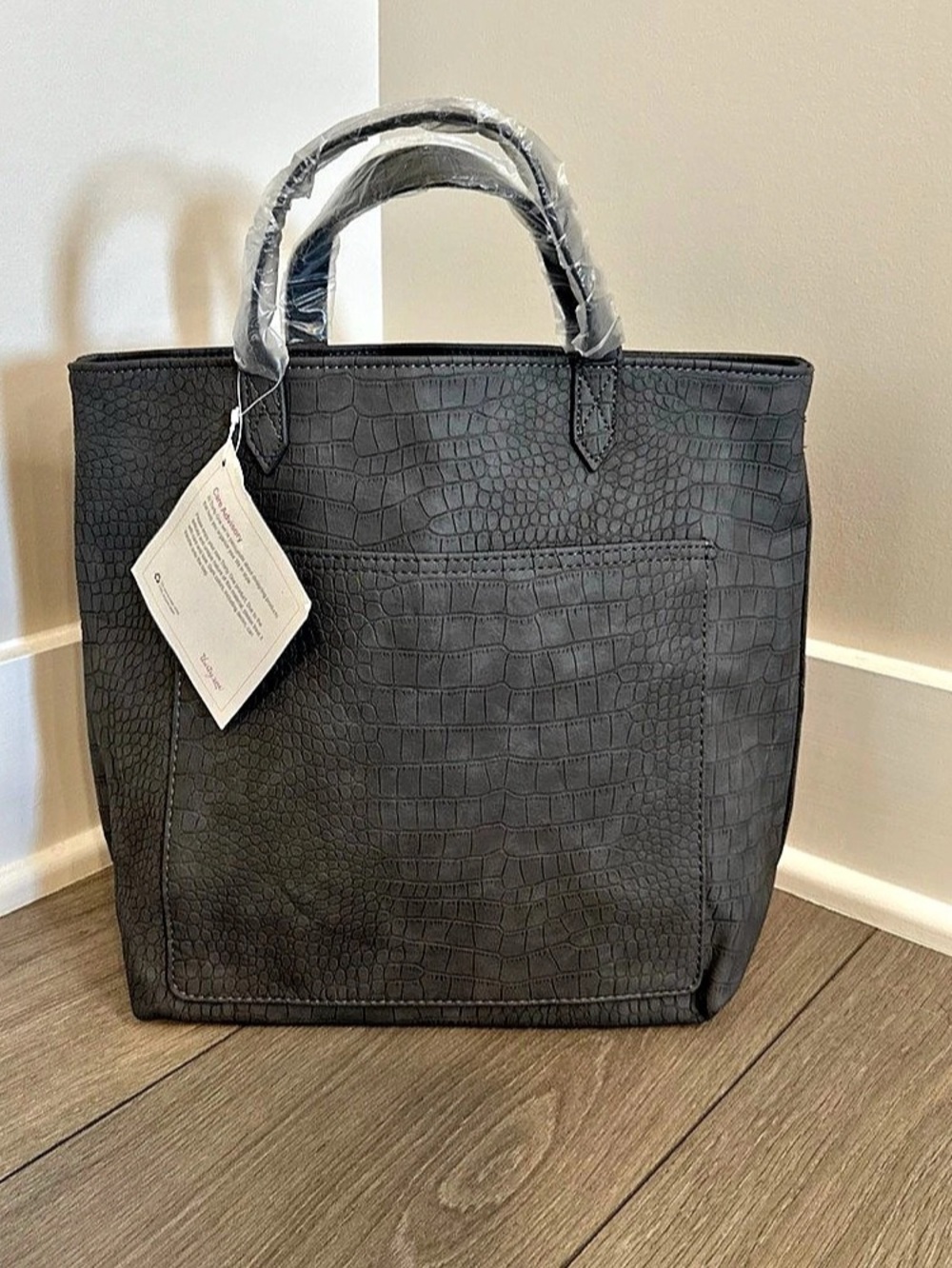 Thirty-One 31 Gifts Window Shopper Ltd Tote Grey Embossed Animal Crocodile Print